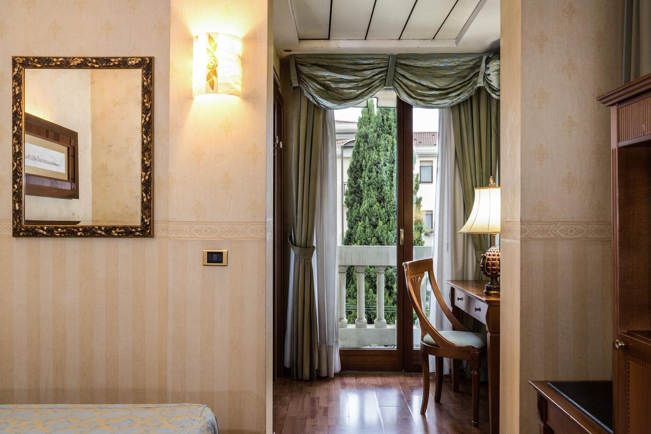 Hotel Duca D'Aosta Mogliano Veneto Exterior foto